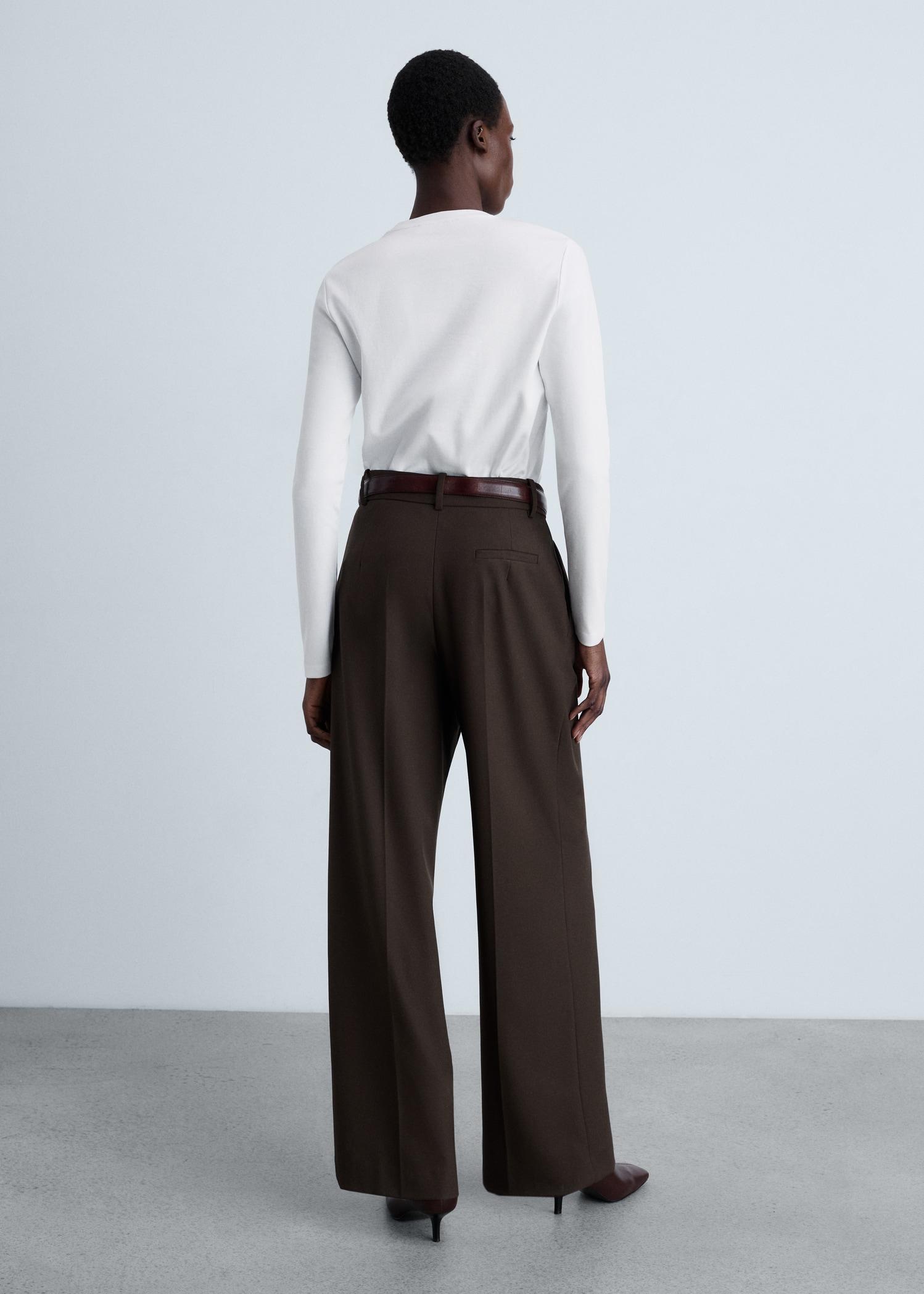 Thin round-neck t-shirt - Women | MANGO USA Product Image