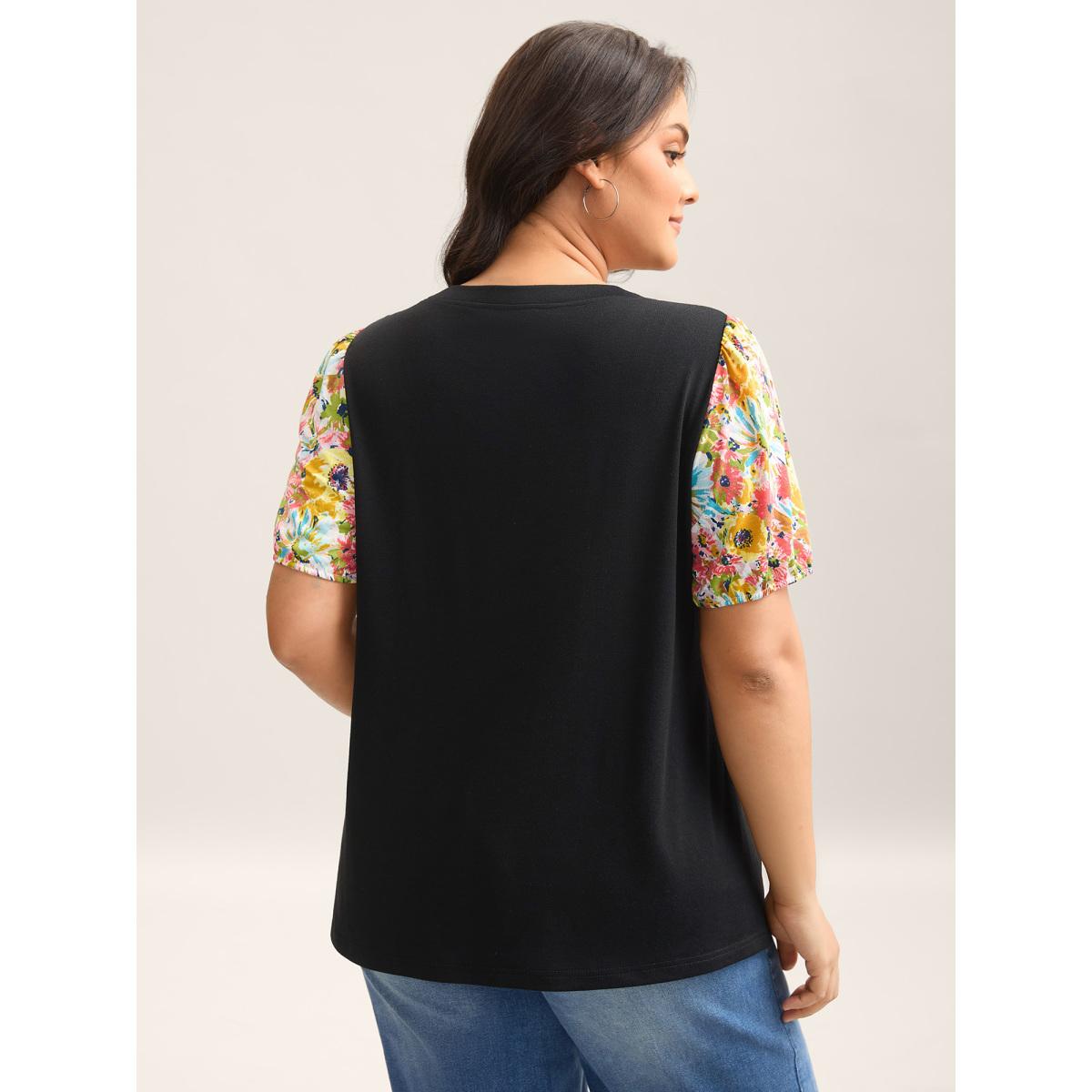Plus Size Floral Sleeve Spliced Curvy Hem T-Shirt Black Women Gathered Round Neck Everyday-Casual T-shirts BloomChic 28/5X Product Image