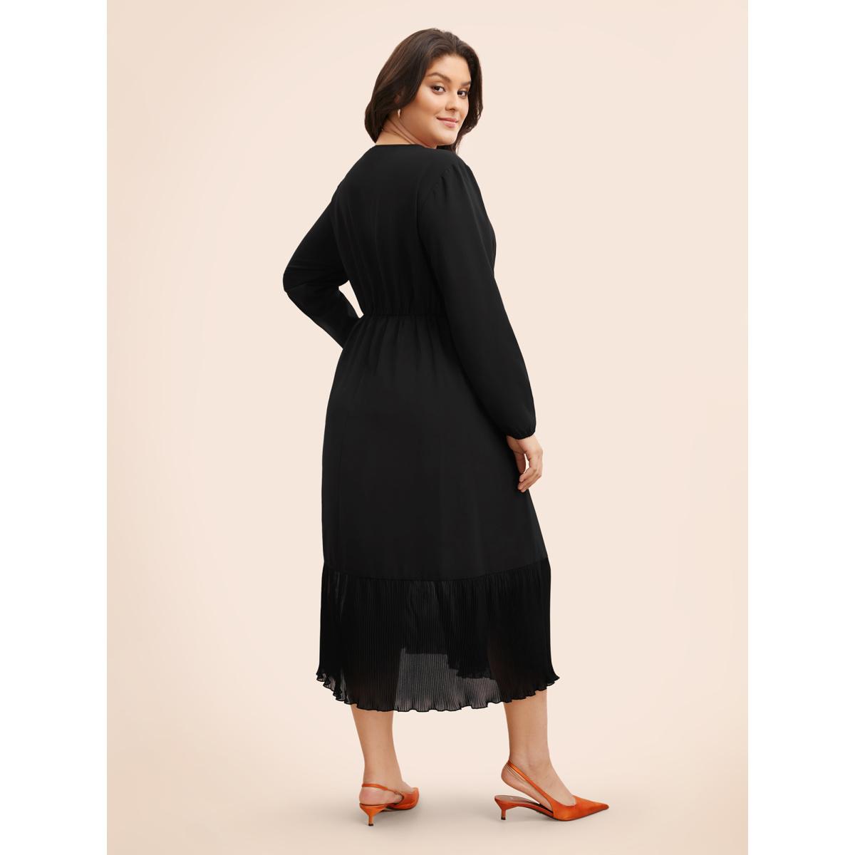 Plus Size Mesh Patchwork Lantern Sleeve Pleated Dress Black Women Elegant See through V-neck Long Sleeve Curvy BloomChic 10/M Product Image