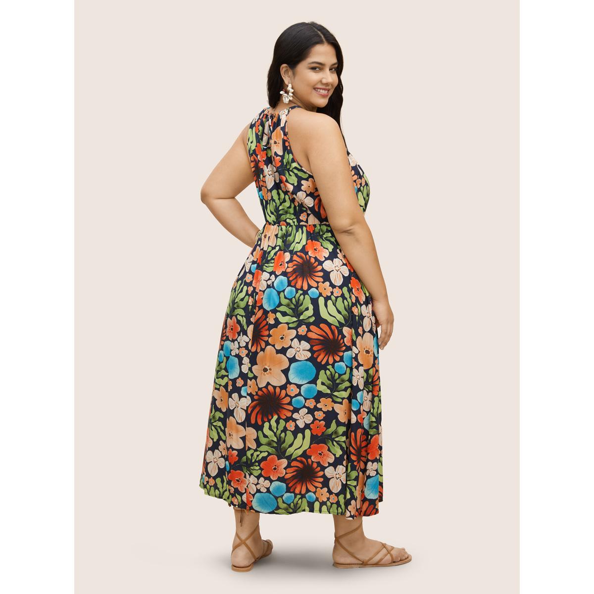 Plus Size Floral Printed Patchwork Side Seam Pocket Dress Indigo Women Resort Gathered Non Sleeveless Curvy BloomChic 26/4X Product Image