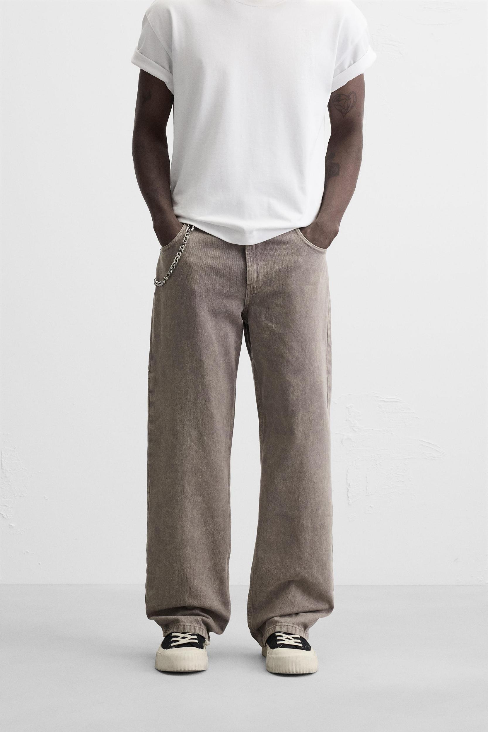 WASHED RELAXED FIT JEANS Product Image