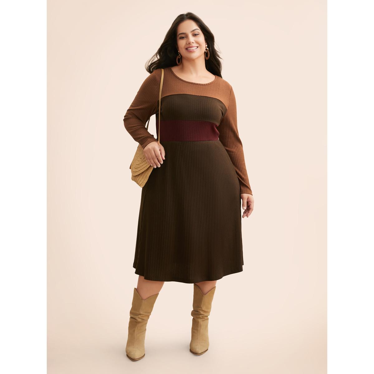 Plus Size Colorblock Contrast Textured Pocket Dress Browncoffeecolor Women Casual Texture Round Neck Long Sleeve Curvy BloomChic 18-20/2X Product Image