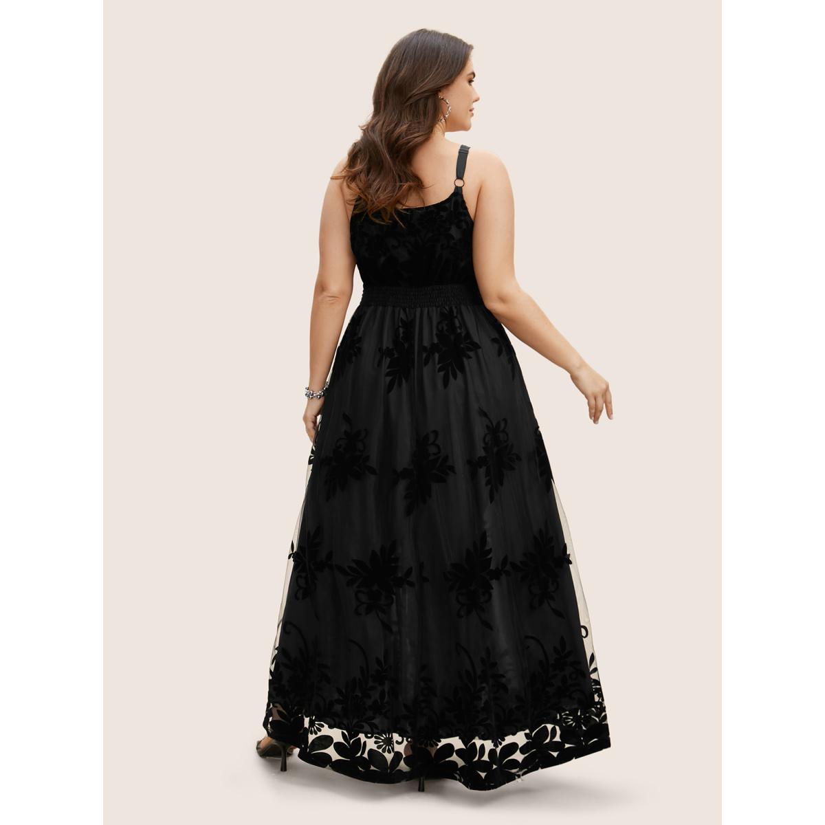 Plus Size Floral Flocked Tulle Split Hem Dress Black Women Formal Texture V-neck Sleeveless Curvy BloomChic 30/6X Product Image