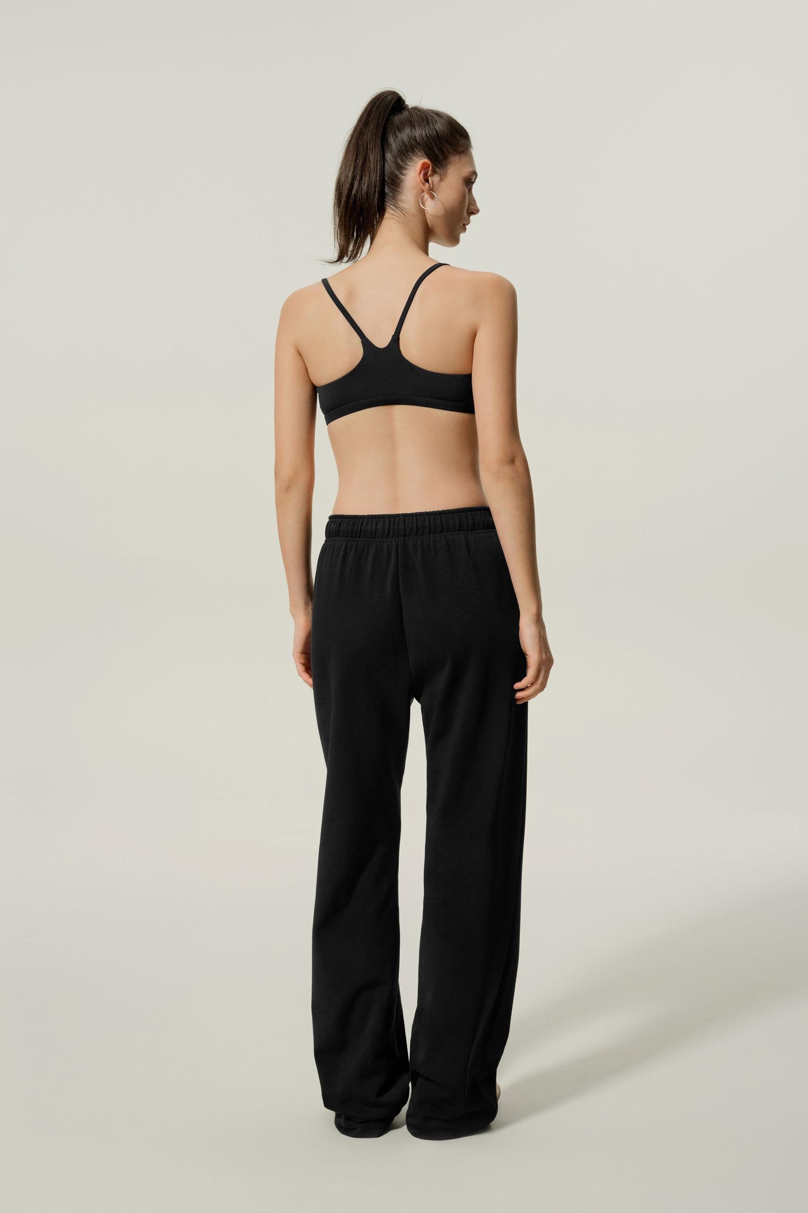 Seamflow Stride Sweatpants Product Image