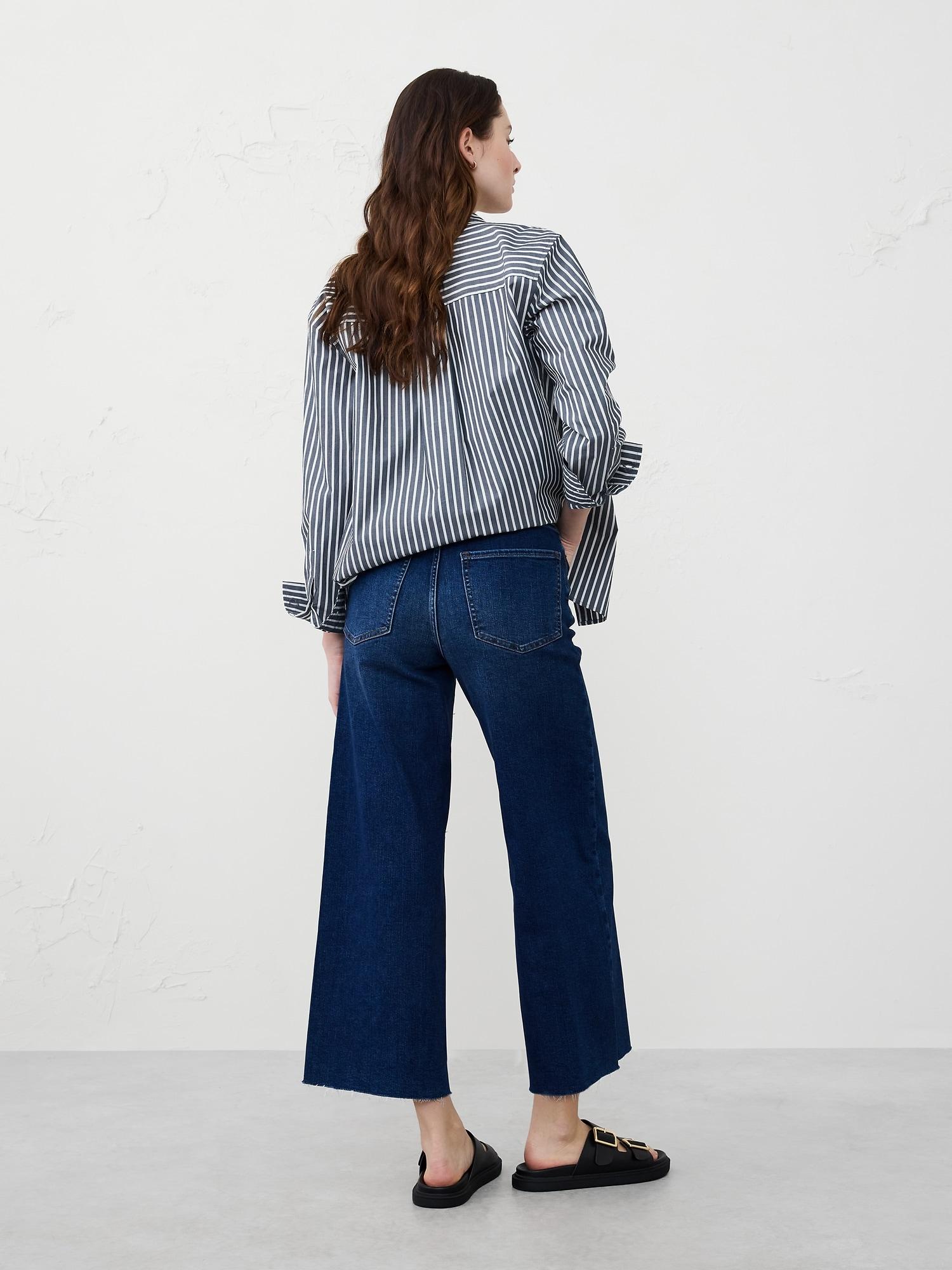 Wide-Leg High-Rise Patch Pocket Cropped Jean Product Image
