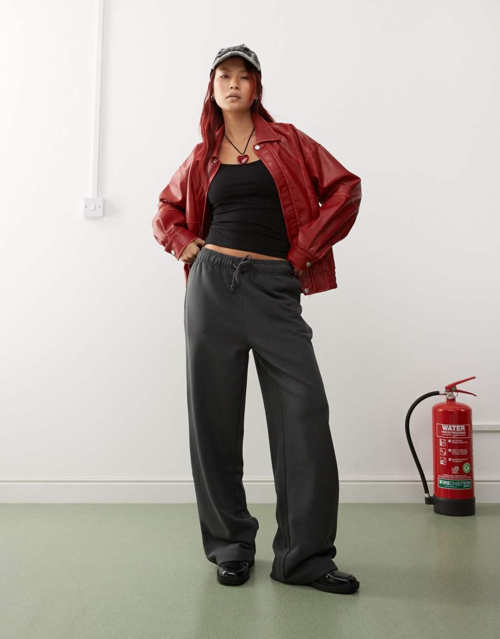 COLLUSION washed straight leg sweatpants in gray Product Image