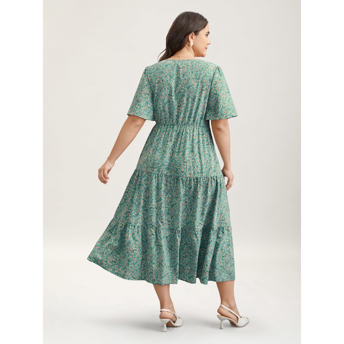 Plus Size Ditsy Floral Print Sweetheart Neckline Tiered Dress Sage Women Elegant Gathered Heart neckline Short sleeve Curvy BloomChic 14-16/1X Product Image