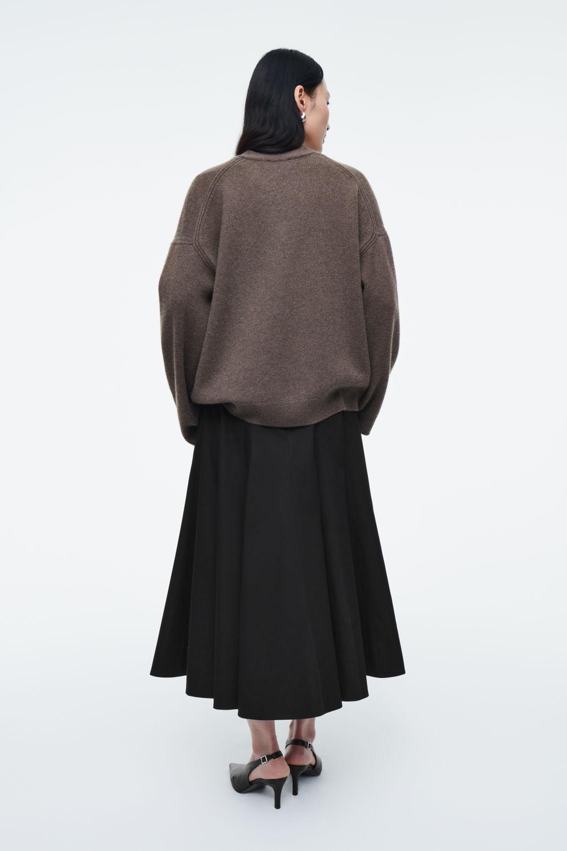 PURE CASHMERE CARDIGAN Product Image