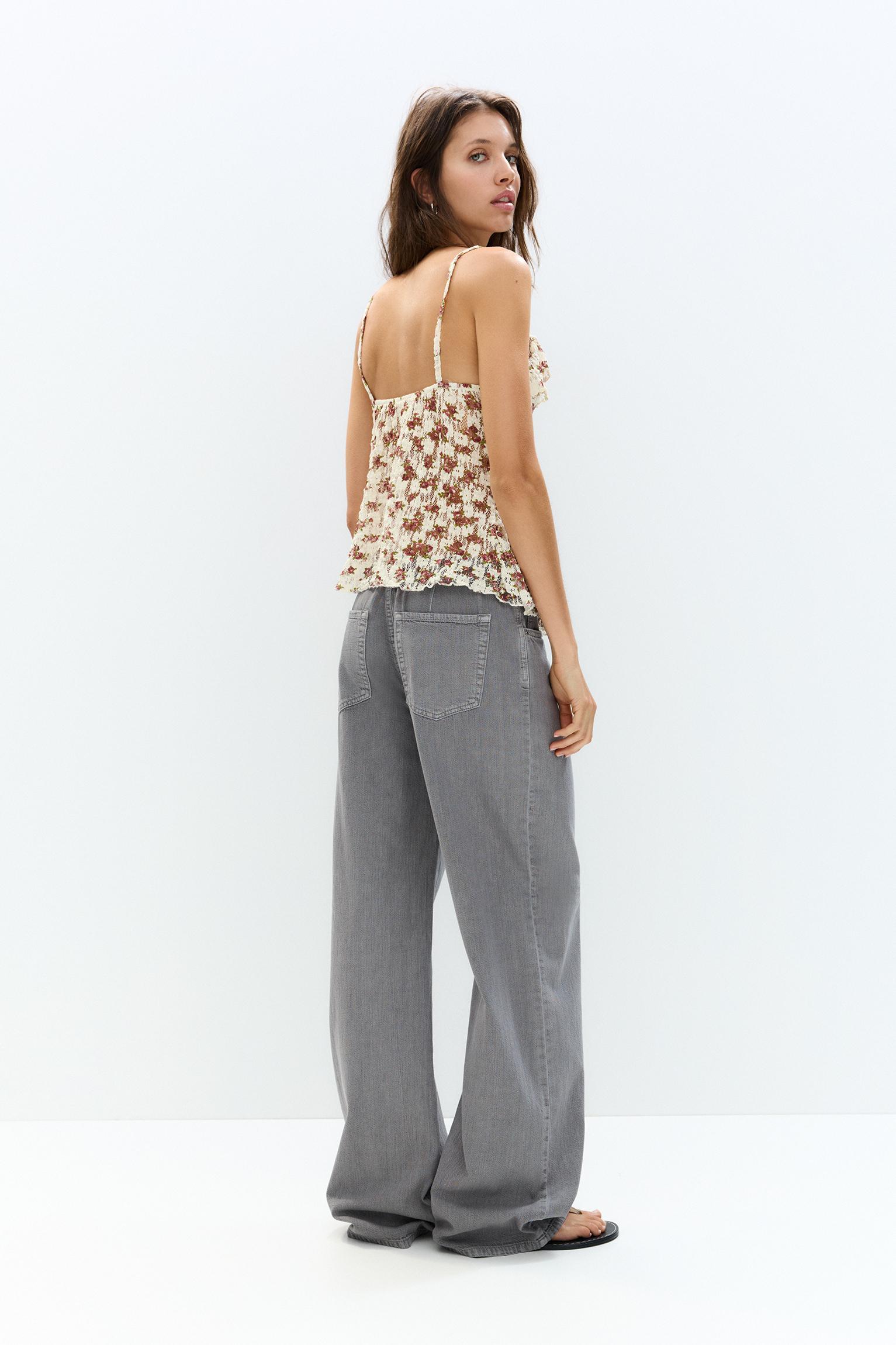 Floral lace top Product Image