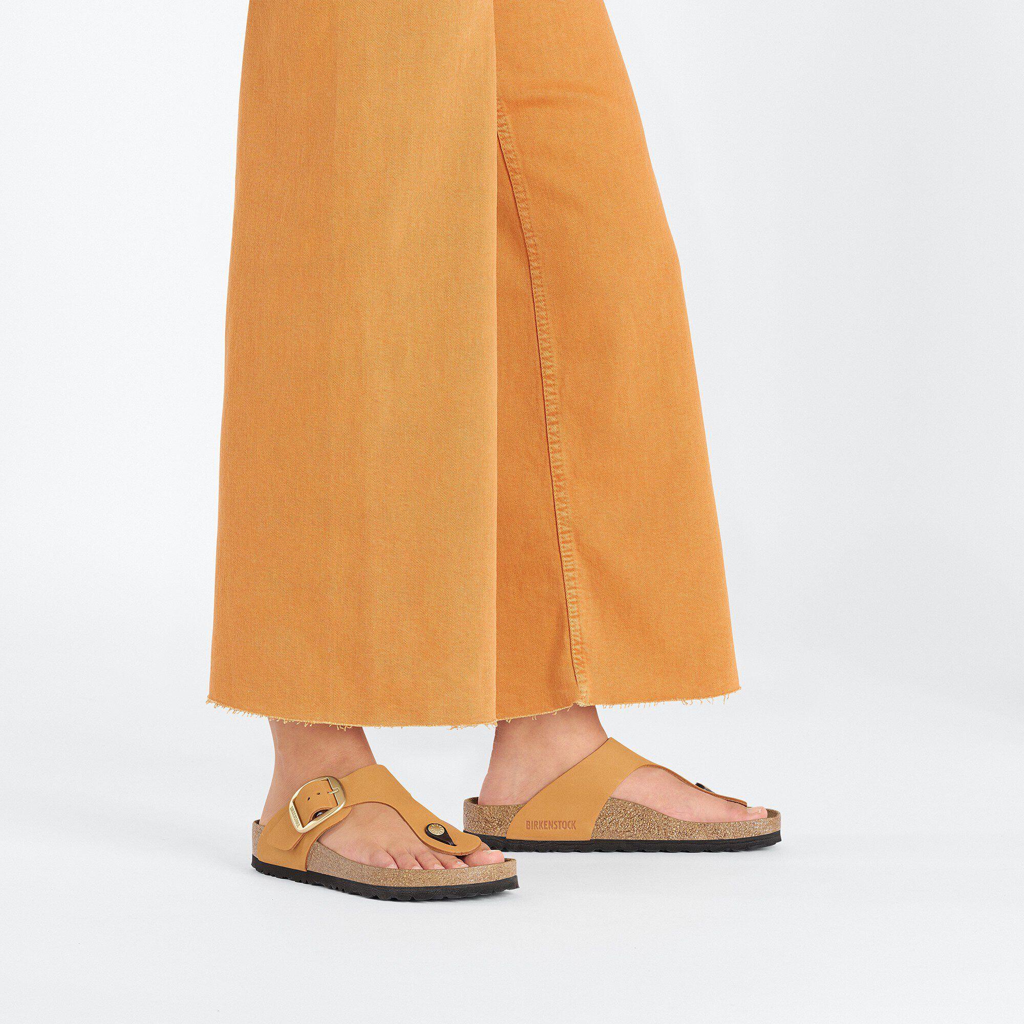 Gizeh Big Buckle Nubuk Leather Product Image