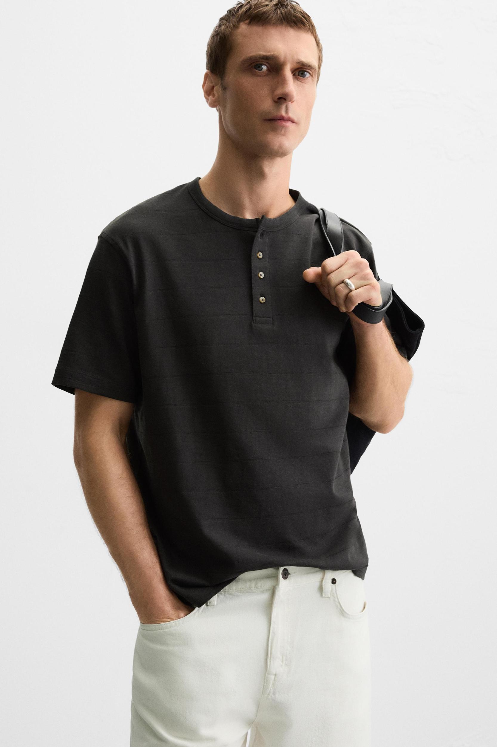 STRIPED BUTTON NECK T-SHIRT Product Image