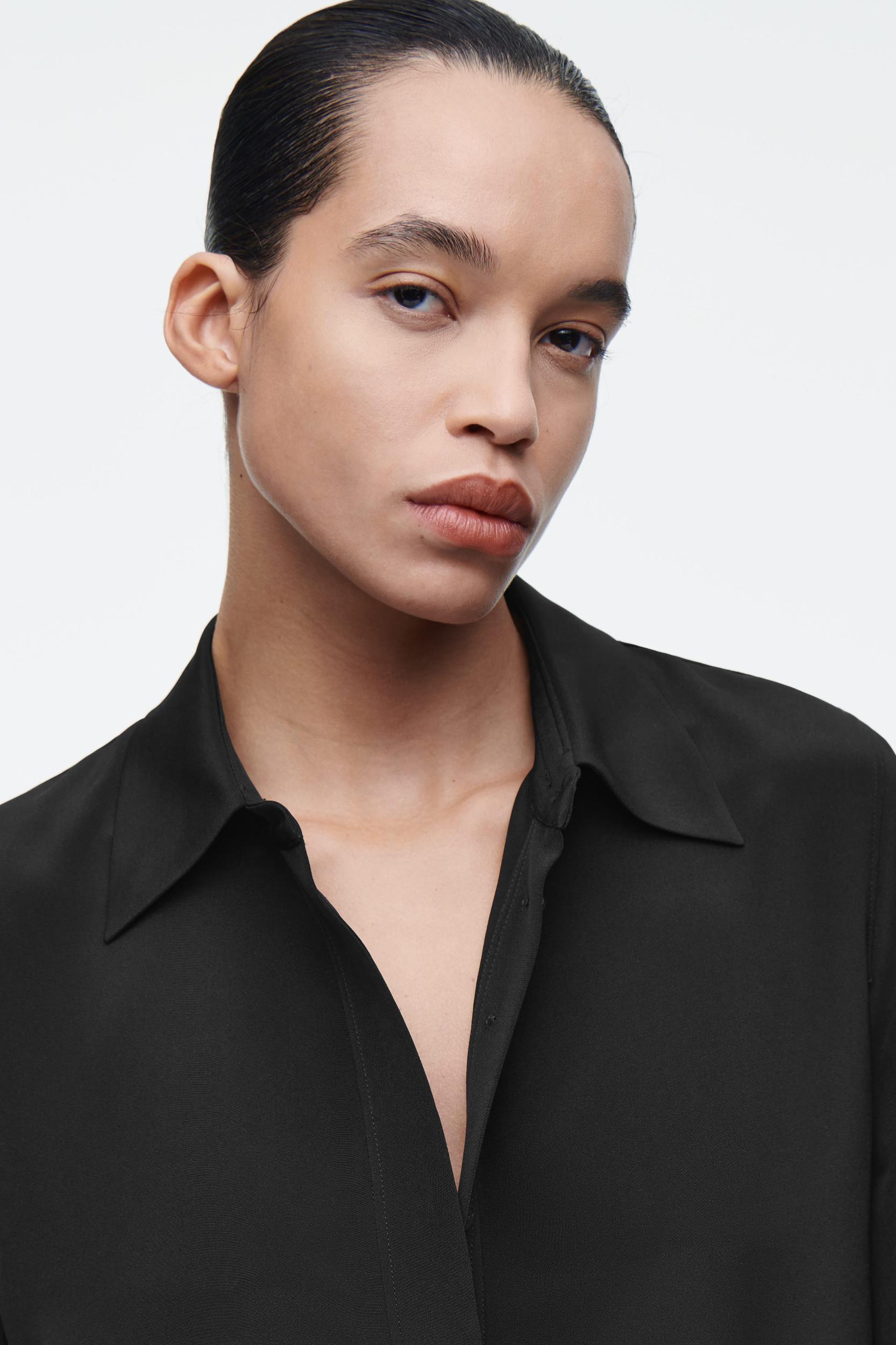 LONGLINE SILK SHIRT Product Image