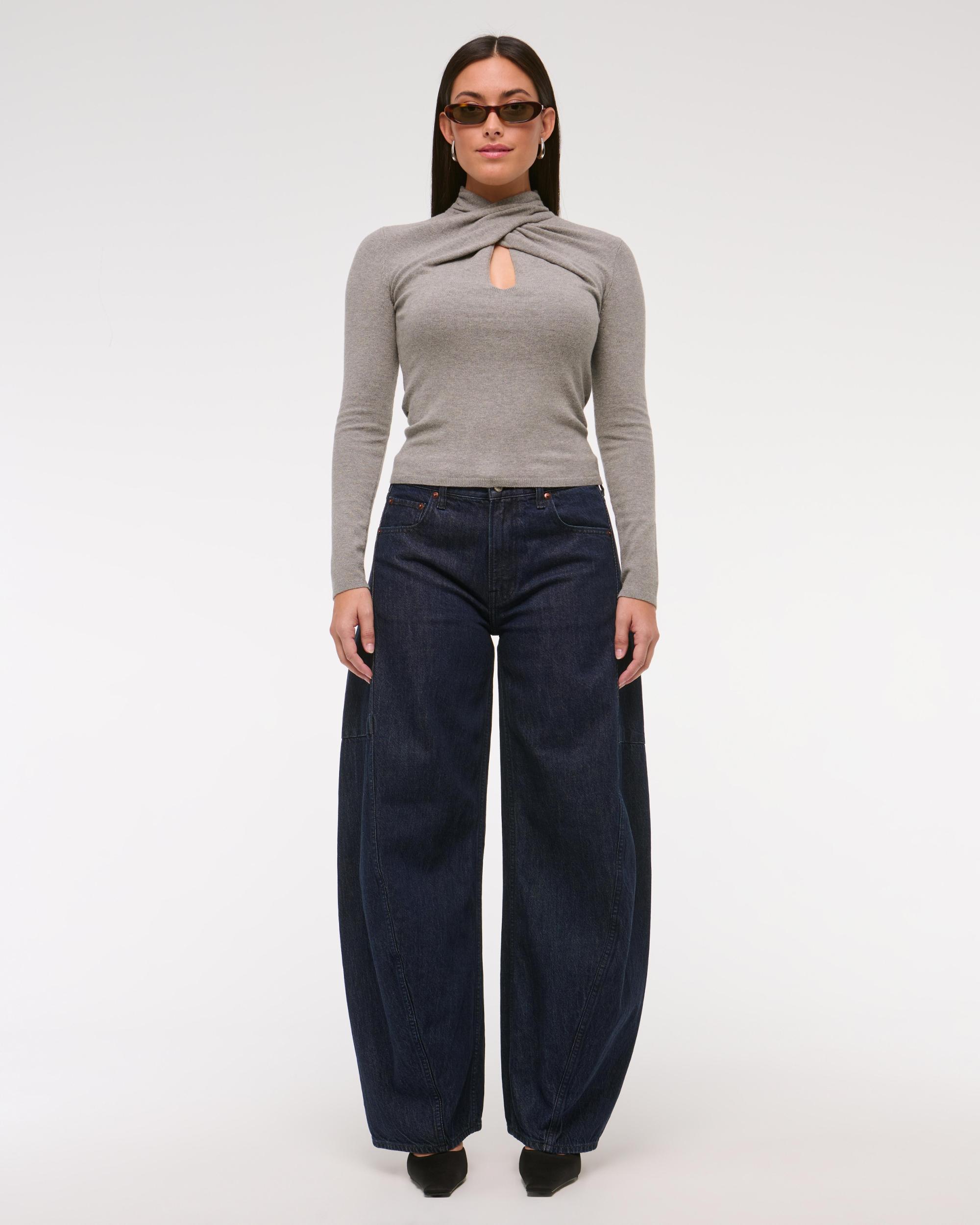 Curve Love Mid Rise Ultra Barrel Jean Product Image