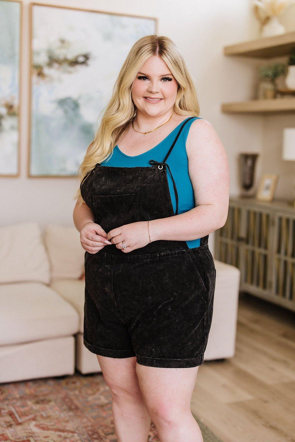 Charlotte High Rise Stone Wash Slim Jeans in Gray (Online Exclusive) Product Image