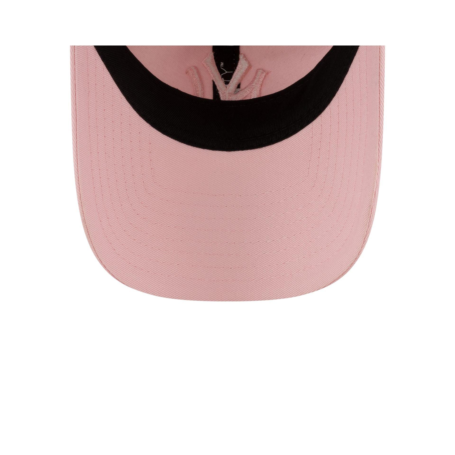 Chicago Cubs Cooperstown Patch 9TWENTY Adjustable Hat Male Product Image