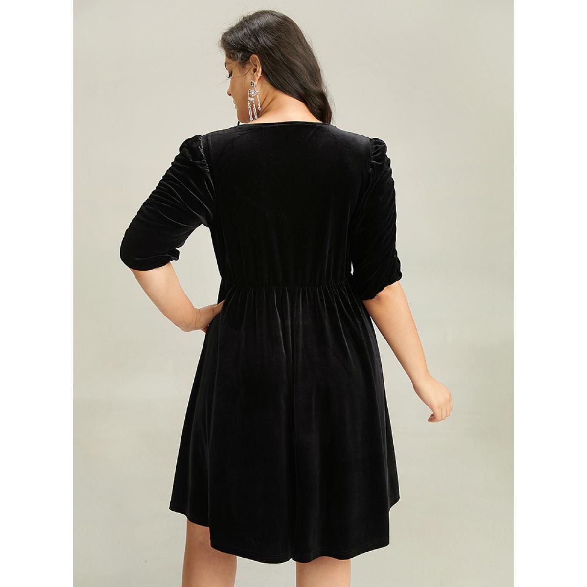 Plus Size Halloween Velvet Rhinestone Pocket Dress Black Women Elegant Rhinestone detailing Square Neck Half Sleeve Curvy Knee Dress BloomChic 22-24/3X Product Image