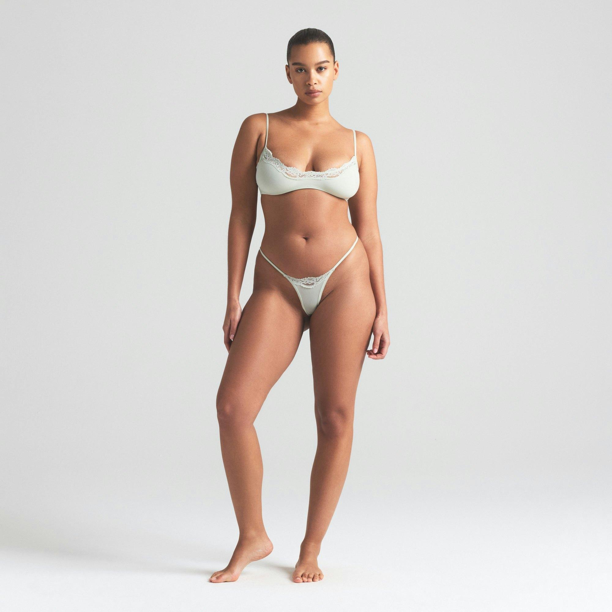 FITS EVERYBODY LACE SCOOP BRALETTE | SPEARMINT Product Image