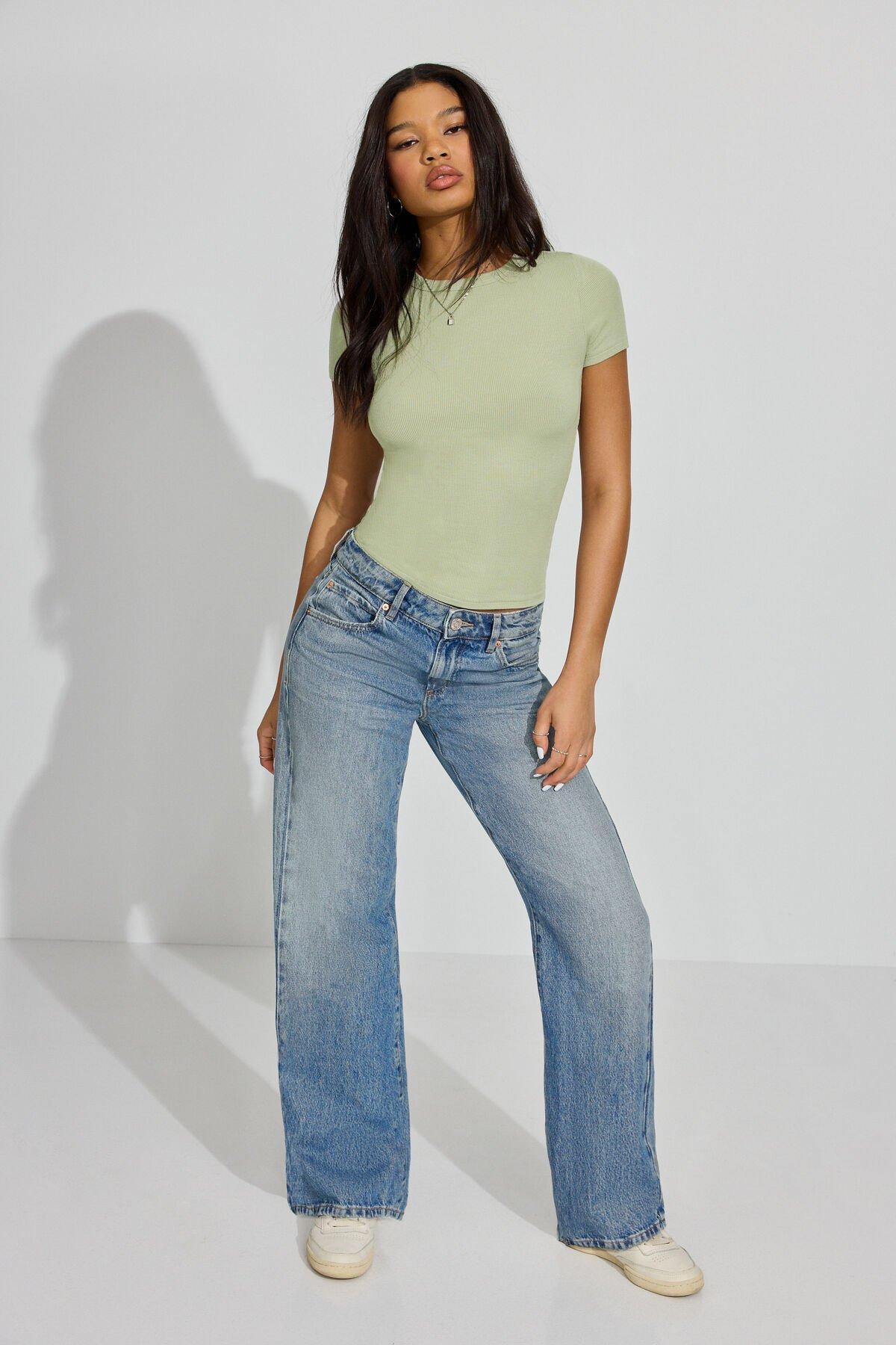 Rylee Ribbed Crewneck T Shirt Product Image