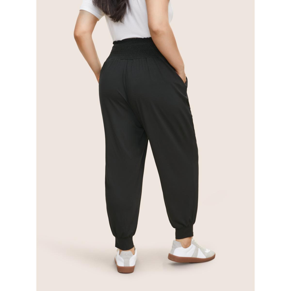 Plus Size Plain Shirred Pocket Elastic Waist Pants Women Black Casual Loose High Rise Everyday Pants BloomChic 28/5X Product Image