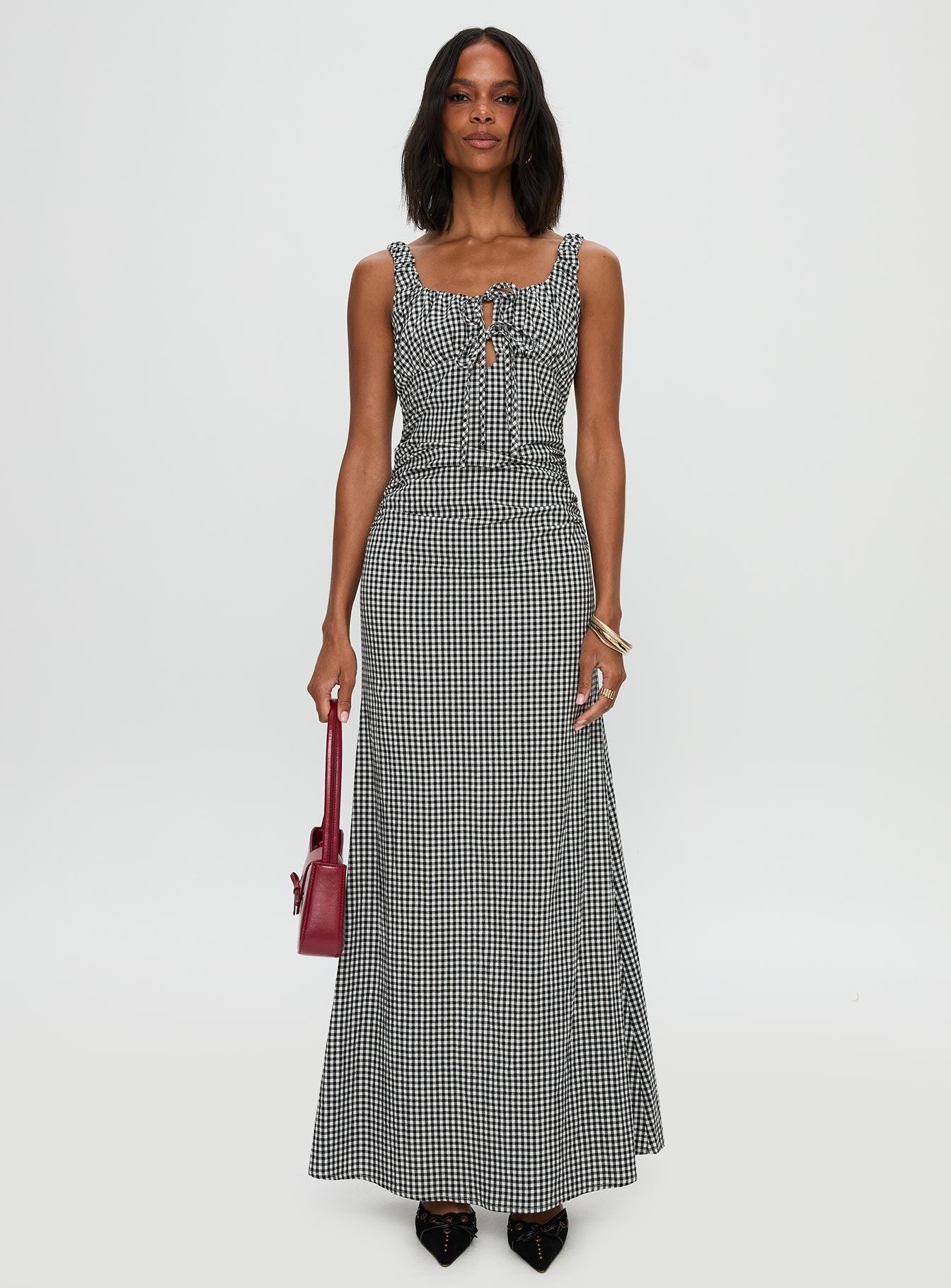 Roundtrip Maxi Dress Black / White Product Image