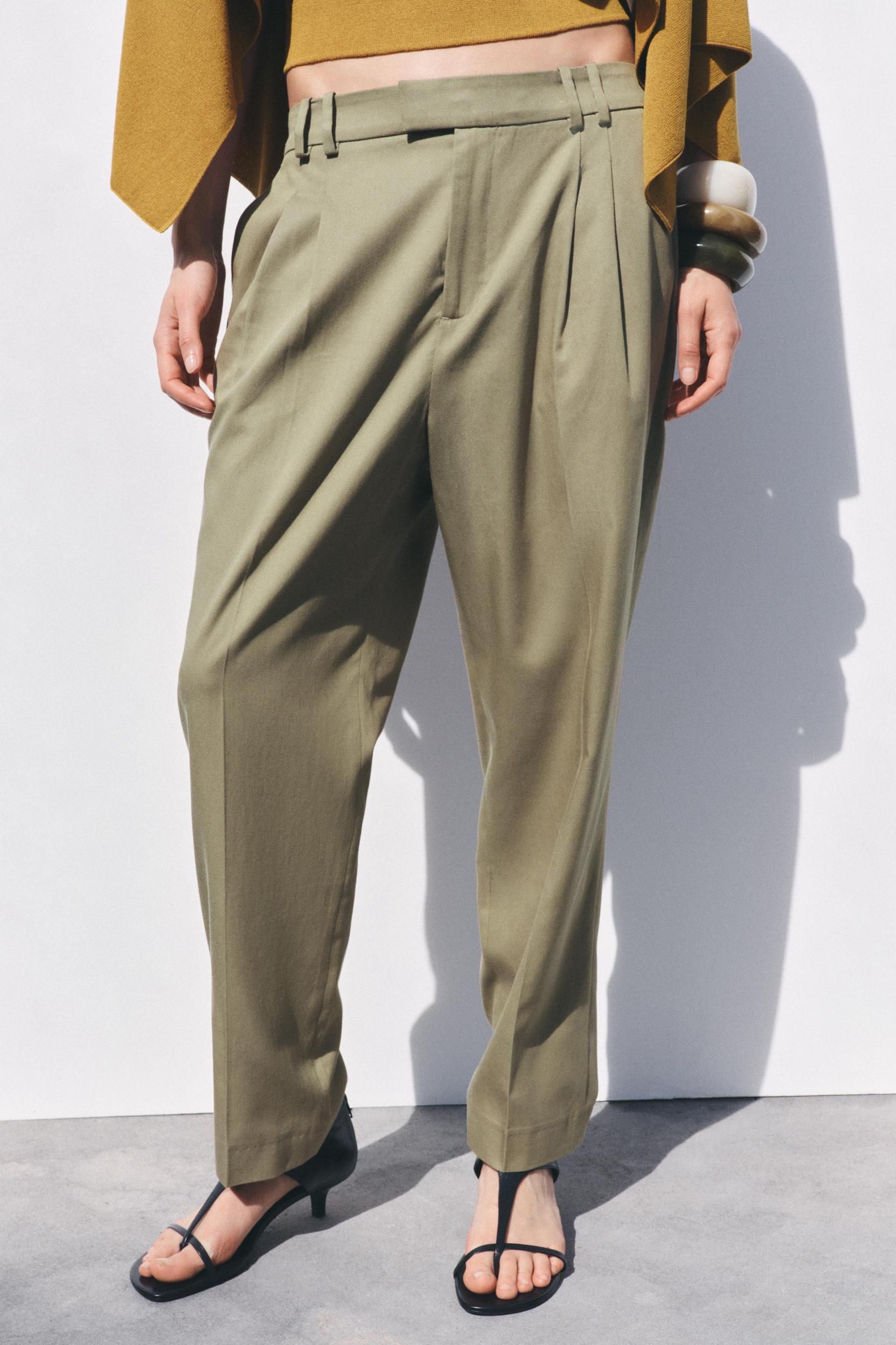 PLEATED PANTS ZW COLLECTION Product Image
