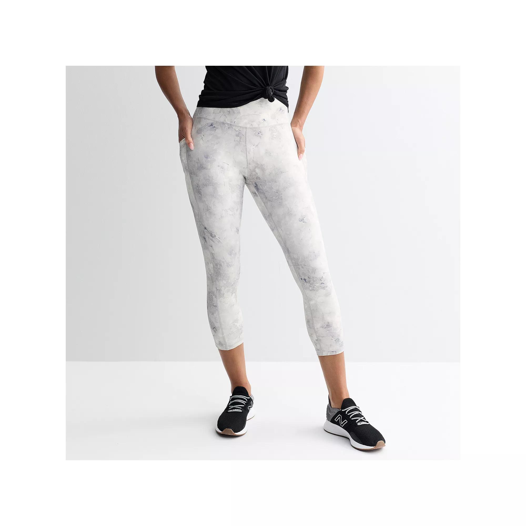 Women's Tek Gear® Ultrastretch Pocket High-Waisted Capri Leggings,  Product Image
