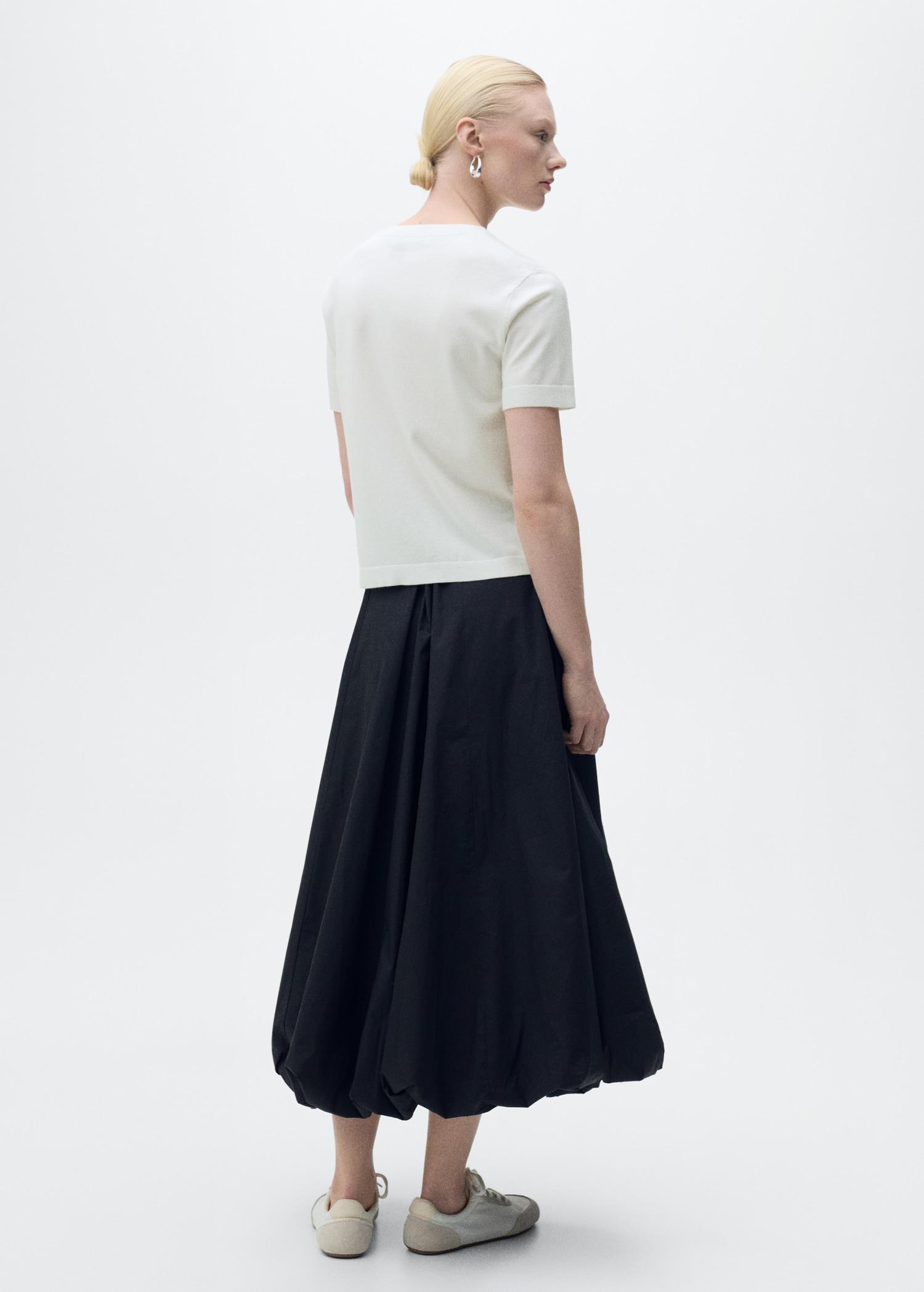 Short-sleeved fine-knit sweater - Women | MANGO USA Product Image