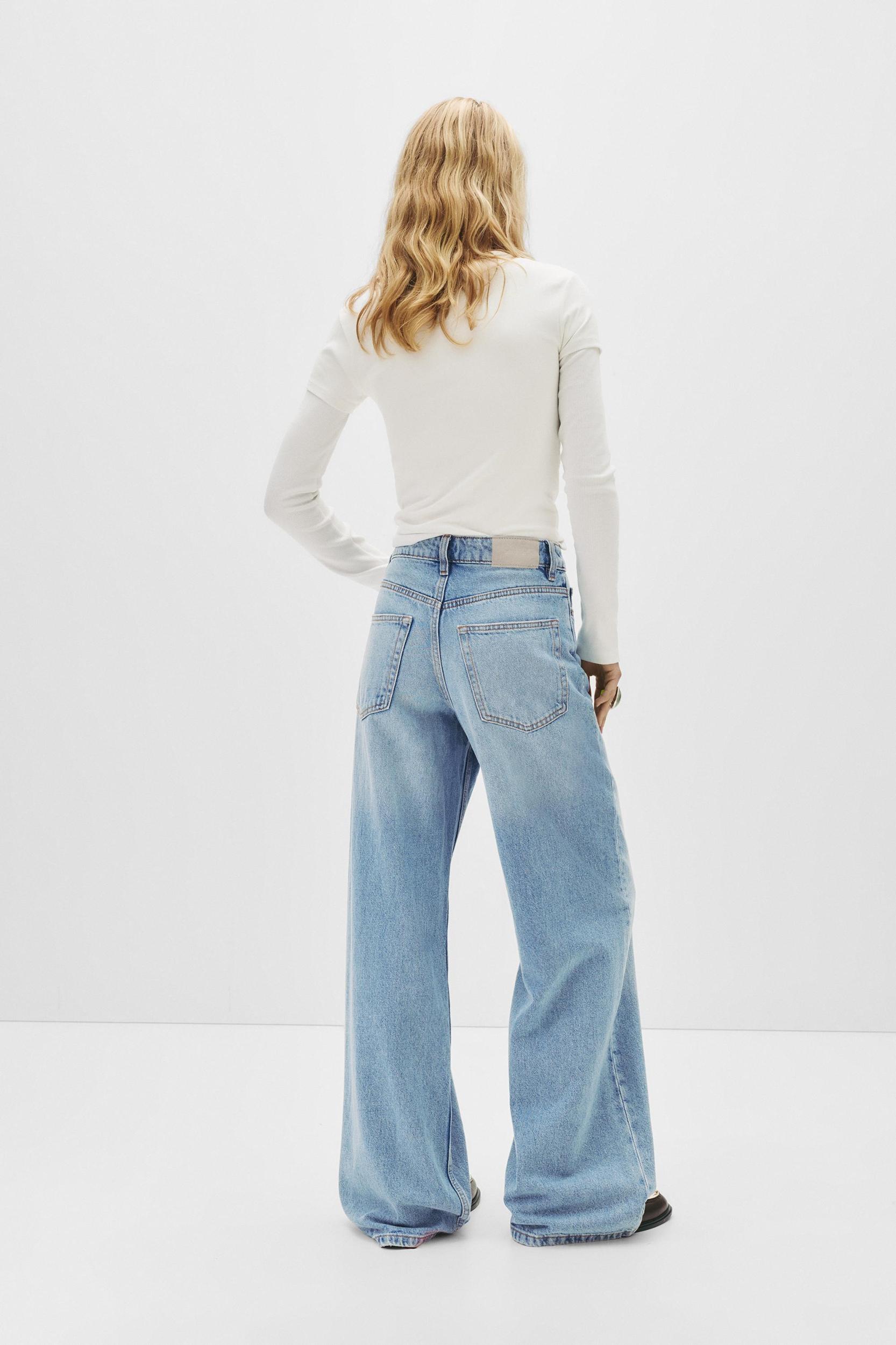 High-waist wide-leg jeans Product Image