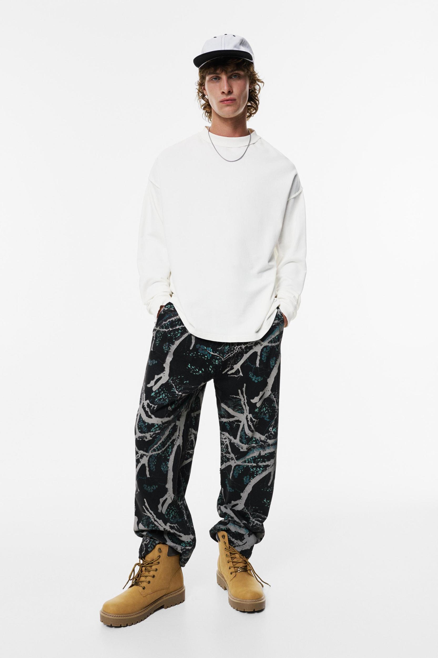 Seam detail long sleeve T-shirt Product Image