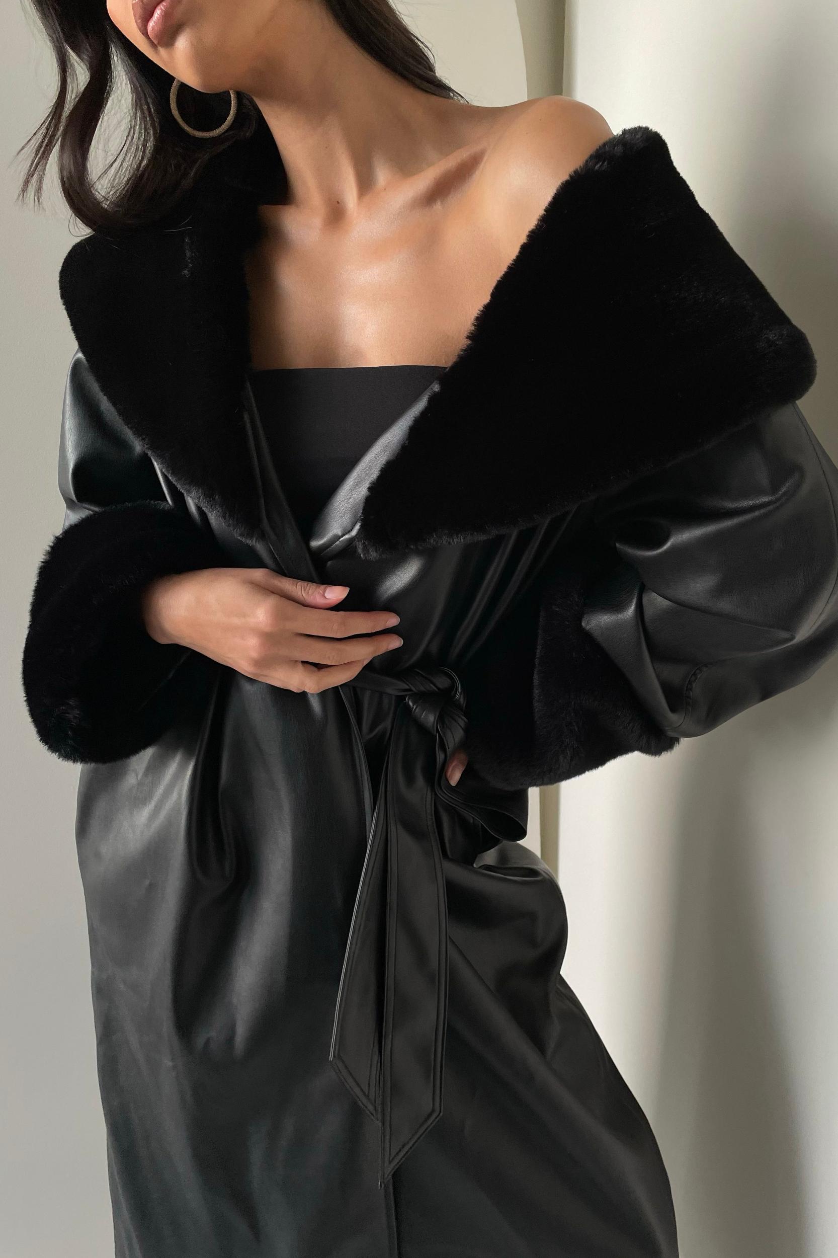 Rebekah Oversized Pu Trench Coat With Fur Trim - Black Product Image