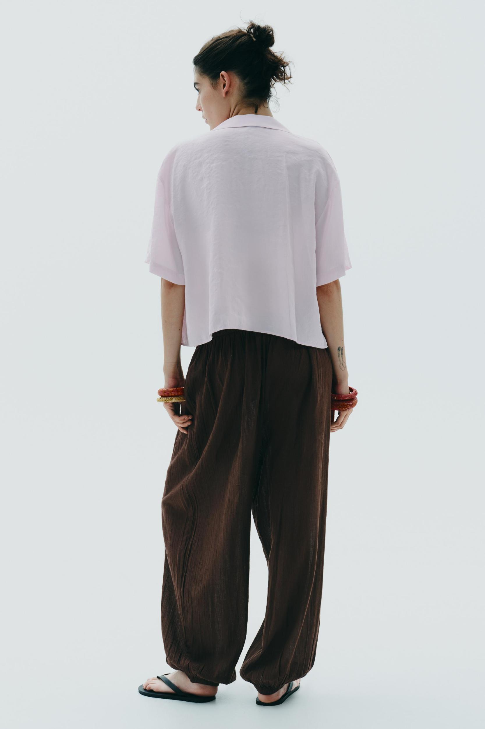 FLOWY POCKET SHIRT Product Image