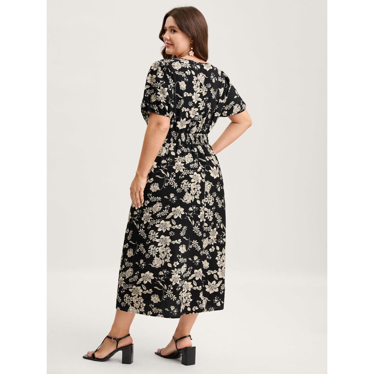 Plus Size Silhouette Floral Pleated Waist V-Neck Midi Dress Black Women Tucked seam V-neck Short sleeve Curvy BloomChic 22-24/3X Product Image