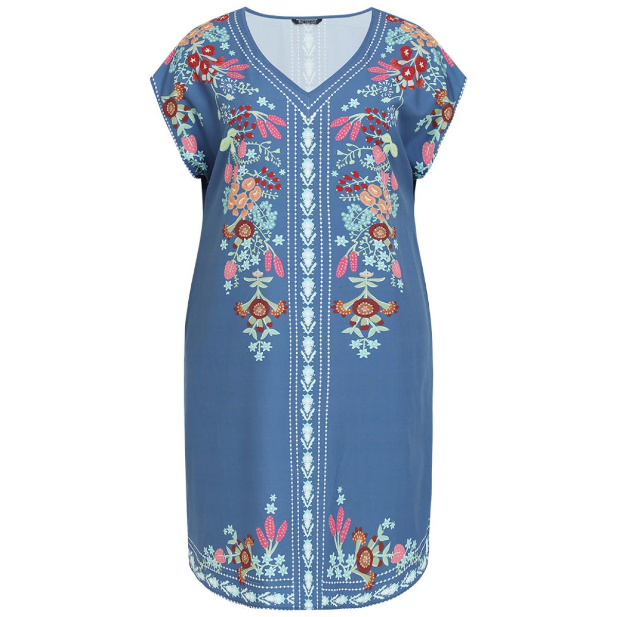 Plus Size Boho Print Pocket Dolman Sleeve Dress Aegean Women Vacation Pocket V-neck Short sleeve Curvy Knee Dress BloomChic 26/4X Product Image