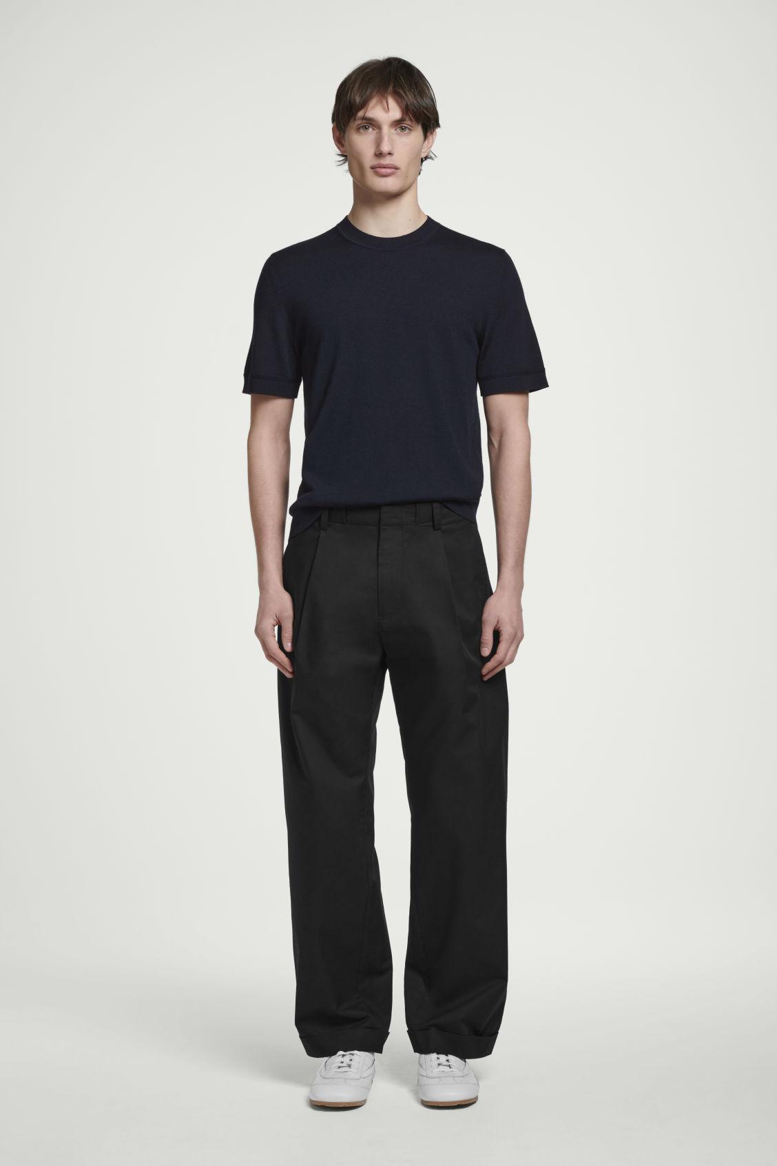 SLIM-FIT MERINO WOOL T-SHIRT Product Image