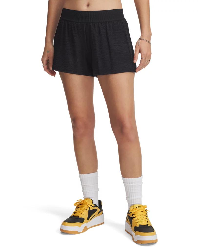 UA Courtside Crinkle Product Image