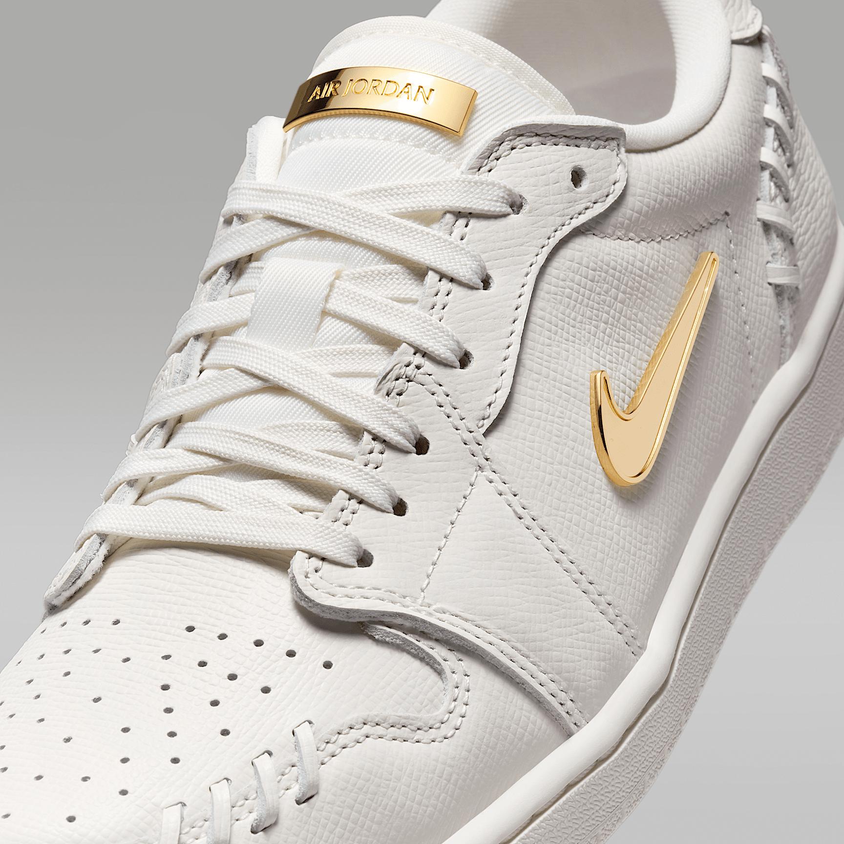 Air Jordan 1 Low Method of Make Women's Shoes Product Image