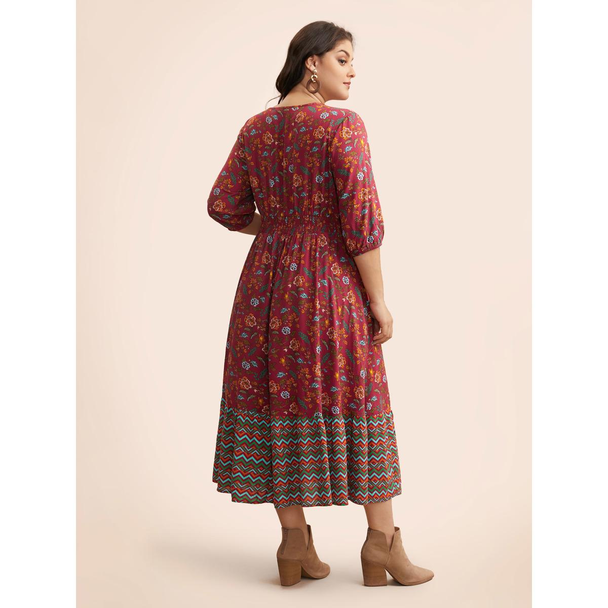Plus Size V Neck Bandana Print Shirred Dress Burgundy Women Resort Shirred V-neck Elbow-length sleeve Curvy BloomChic 22-24/3X Product Image
