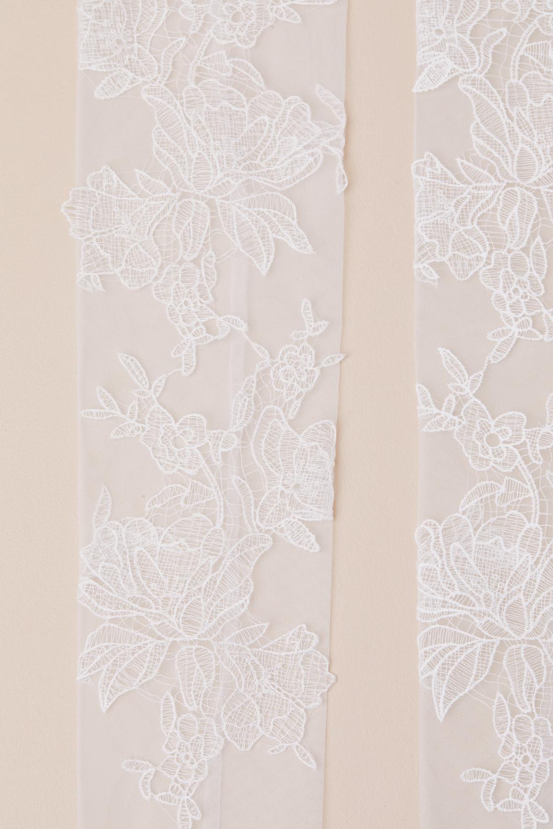 Lisele White Mesh Floral Applique Fingerless Gloves Product Image