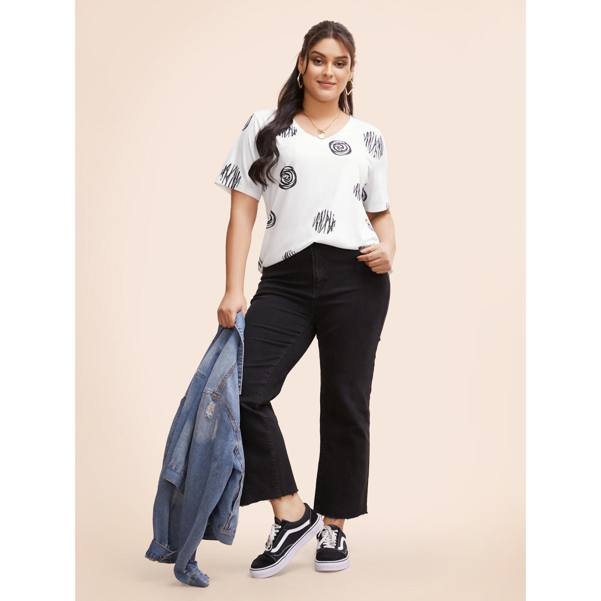 Plus Size Graffiti Print V Neck T-shirt Originalwhite Women Casual Non Art&design V-neck Everyday T-shirts BloomChic 22-24/3X Product Image