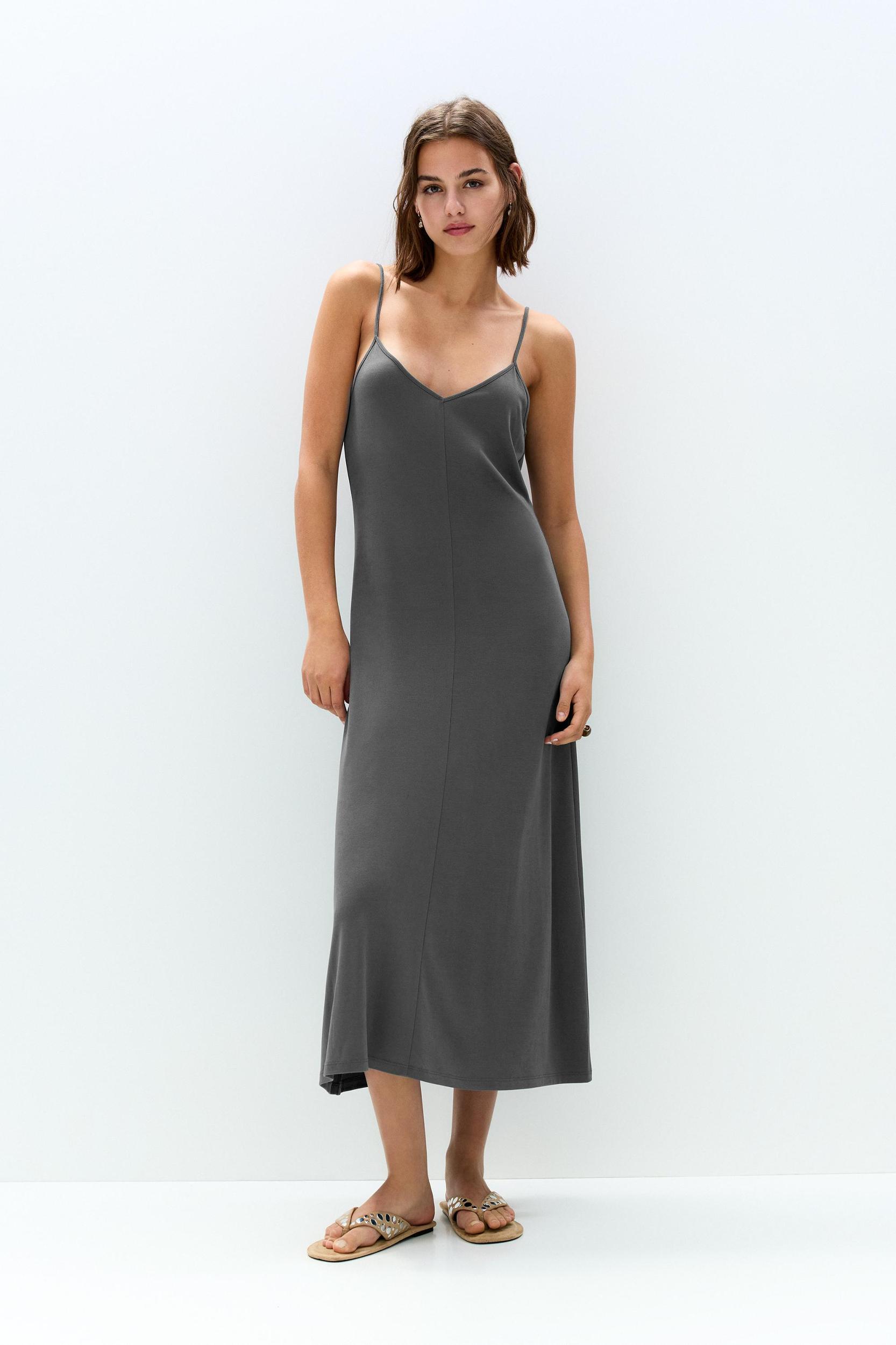 Flowing strappy midi dress Product Image