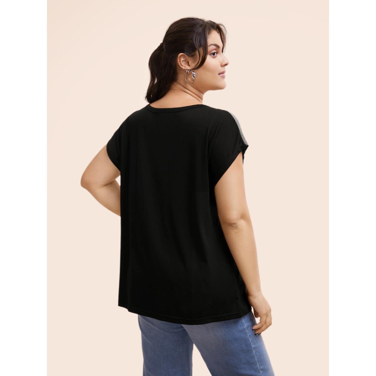 Plus Size Color Block Contrast Binding Batwing Sleeve T-shirt Black Women Casual Contrast Colorblock Round Neck Everyday T-shirts BloomChic 12/L Product Image