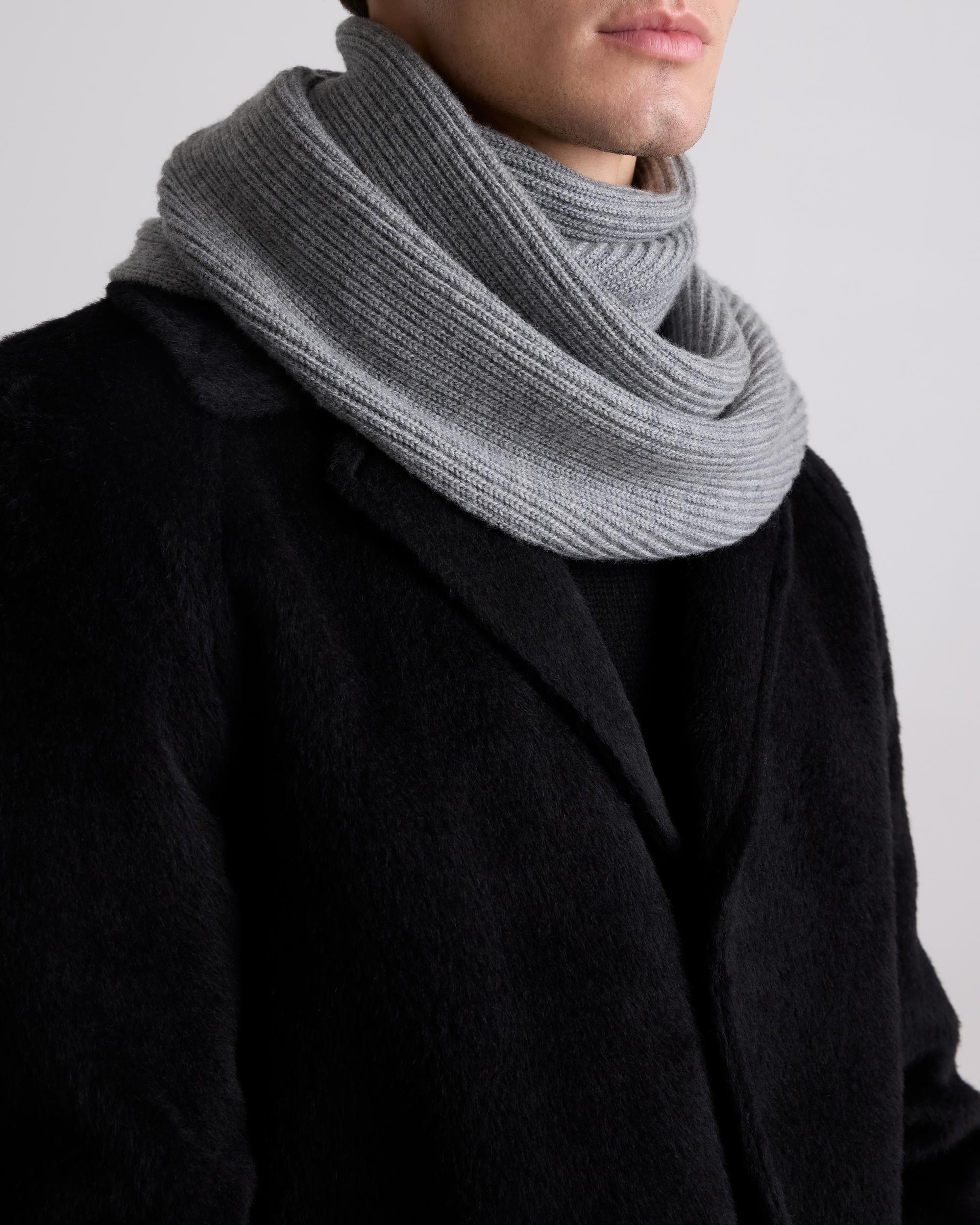Quince | Women's Merino Wool Fisherman Scarf Product Image