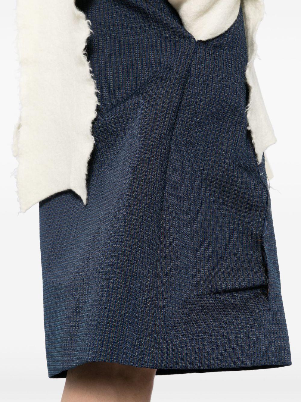 distressed tailored short Product Image