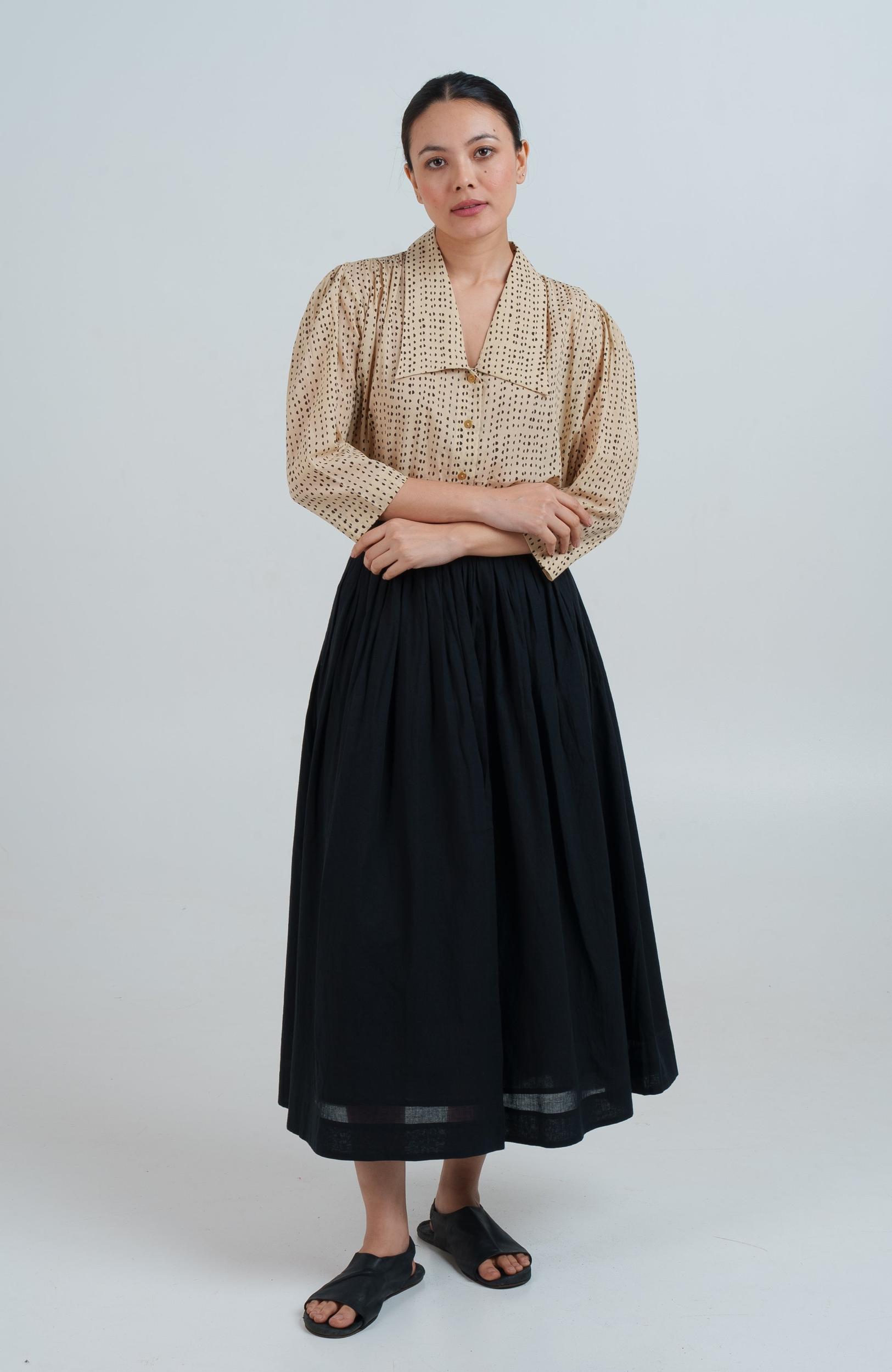 The Tiny-Dotted Shirt Product Image