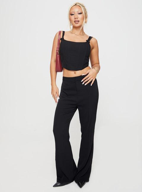 Thaxten Top Black Product Image