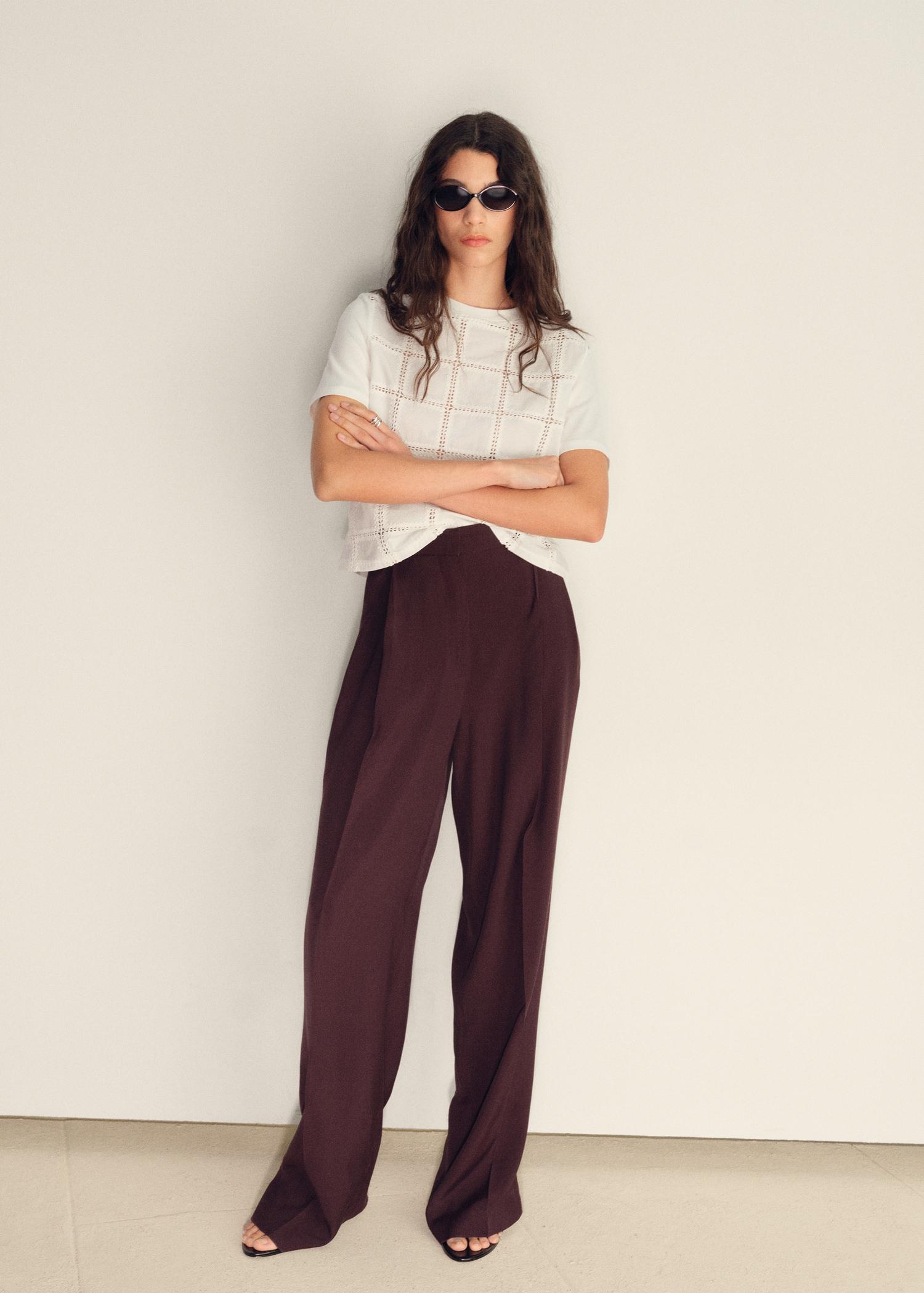 Embroidered detail T-shirt - Women | MANGO USA Product Image