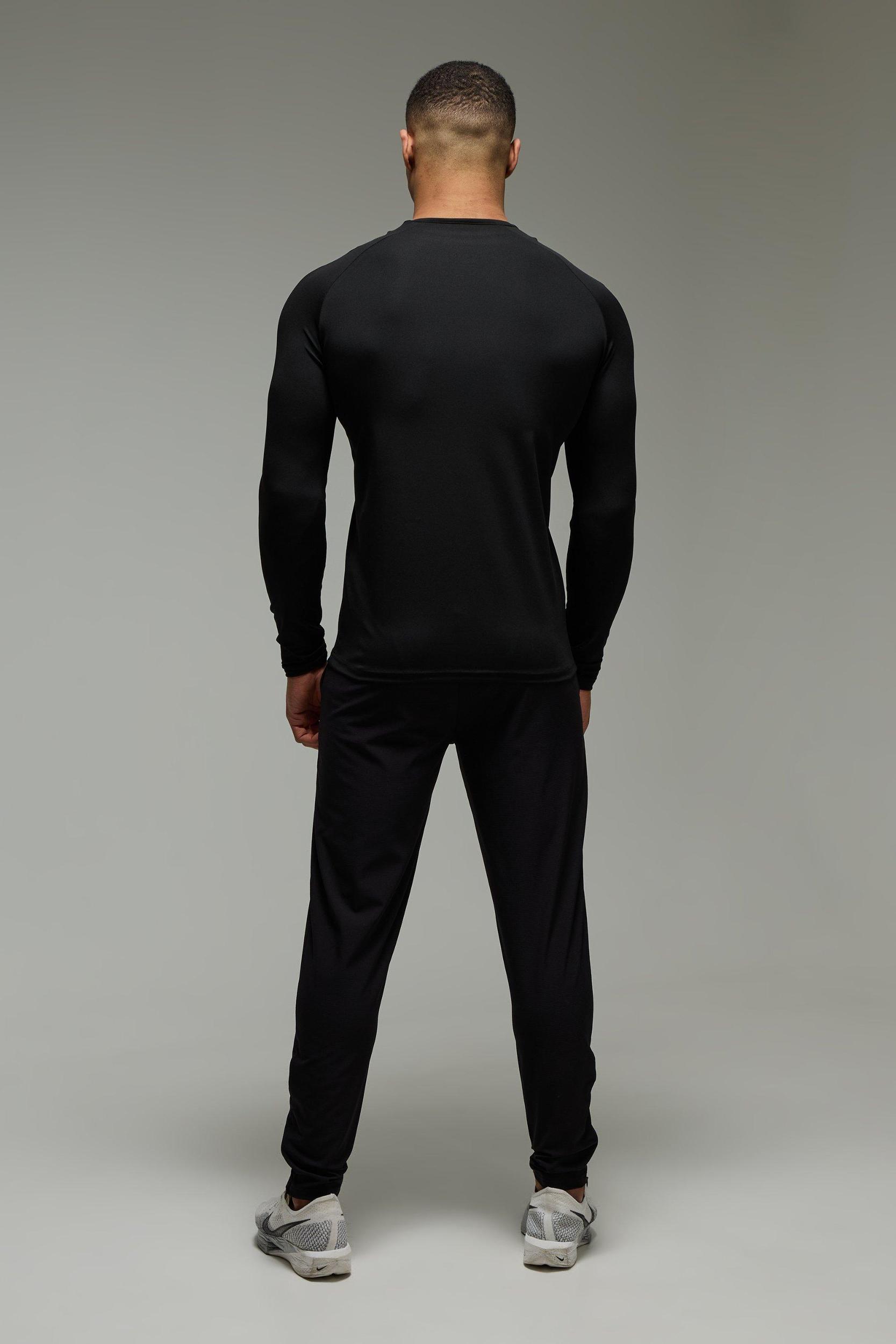 Man Active Performance Training Dept Crew neck 1/4 Zip | boohooMAN USA Product Image