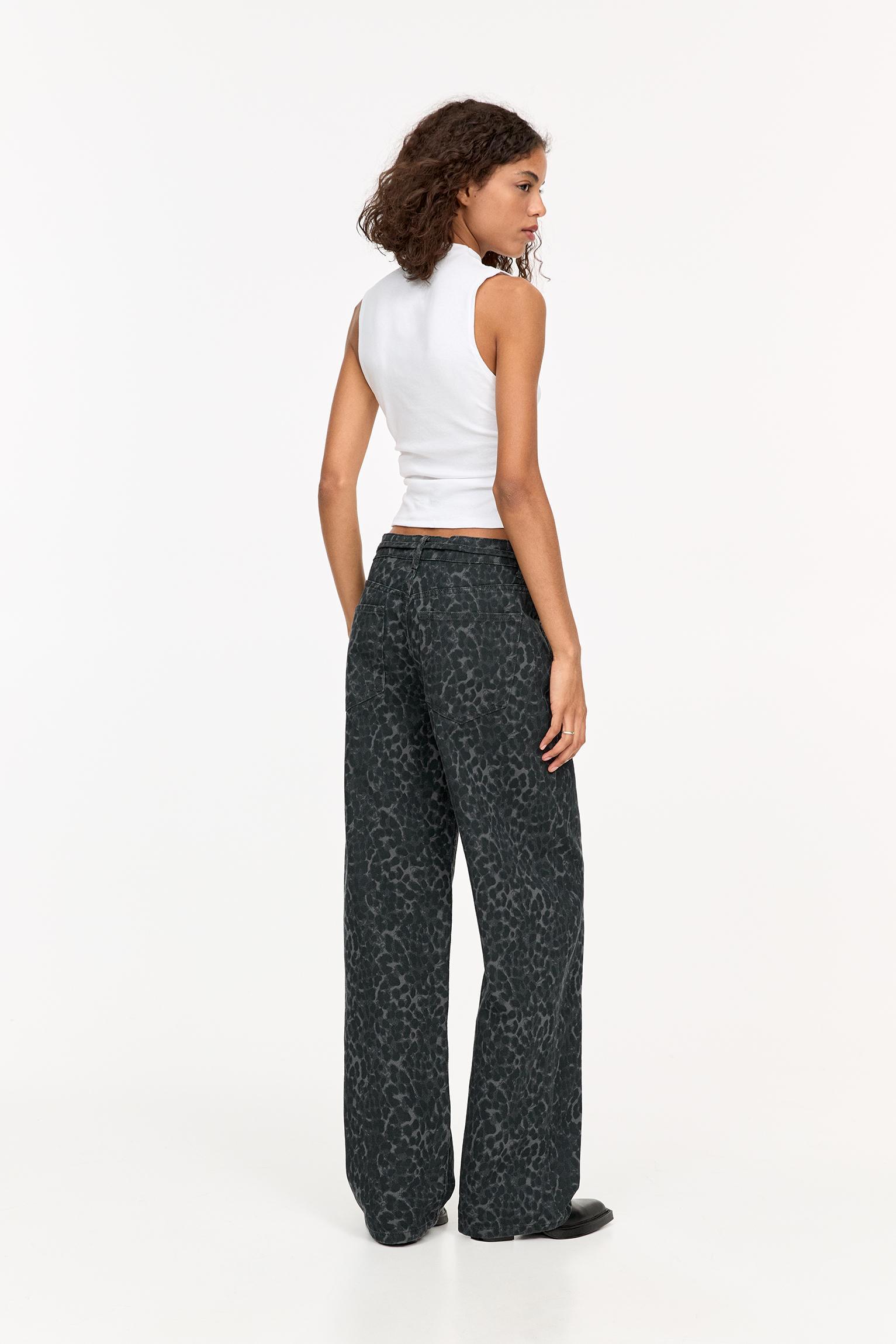 High neck gathered top Product Image