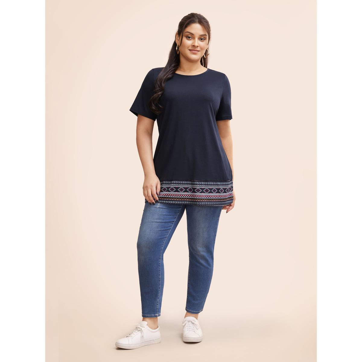 Plus Size Crew Neck Bandana Patchwork Split Hem T-shirt Midnight Women Casual Contrast Art&design Round Neck Everyday T-shirts BloomChic 14-16/1X Product Image