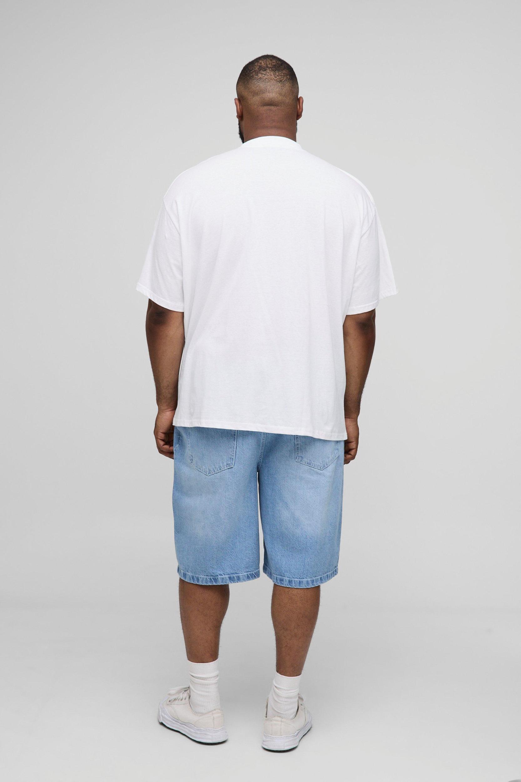 Plus Oversized Extended Neck Over The Seams Renaissance Print T-Shirt | boohooMAN USA Product Image